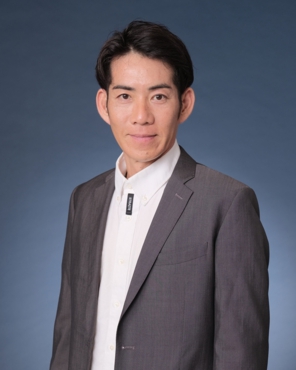 村内孝志1.jpg